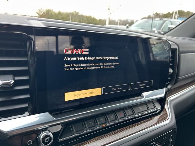 New 2026 GMC Sierra 1500 SLE w/ Preferred Package AWD/4WD image 23