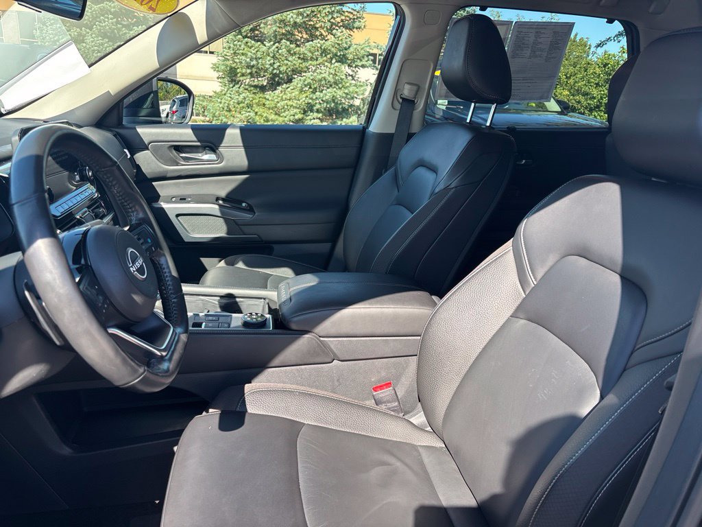 Certified 2024 Nissan Pathfinder SL AWD/4WD image 9