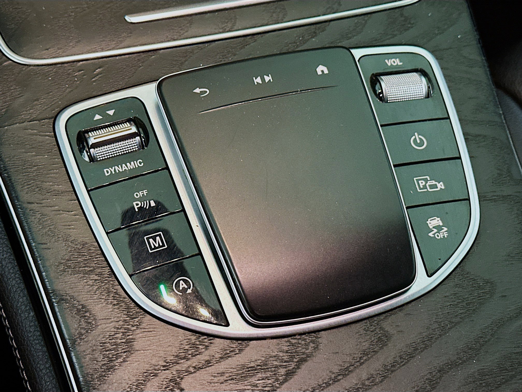 Used 2021 Mercedes-Benz GLC 300 image 25