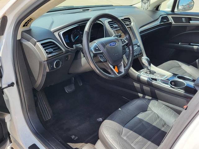 Used 2013 Ford Fusion SE image 3