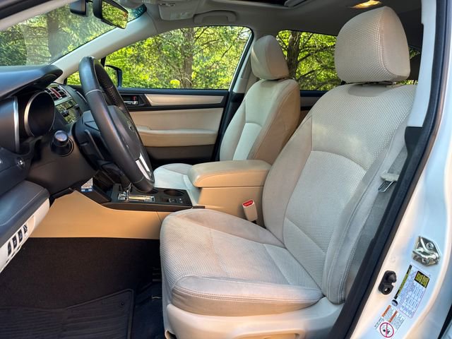 Used 2017 Subaru Outback 2.5i Premium AWD/4WD image 10