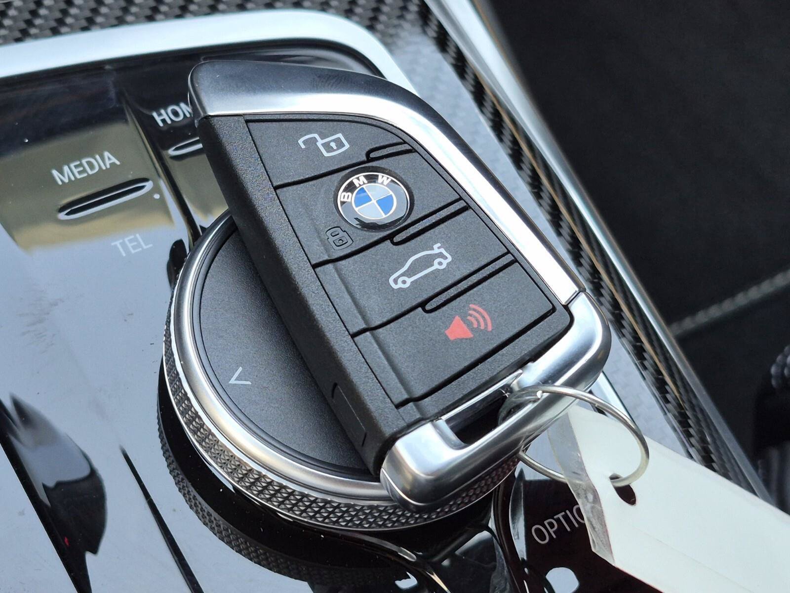 Used 2026 BMW M3 Competition AWD/4WD image 38