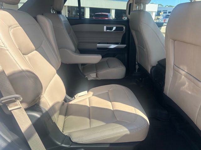 Certified 2023 Ford Explorer XLT w/ Equipment Group 202A image 18