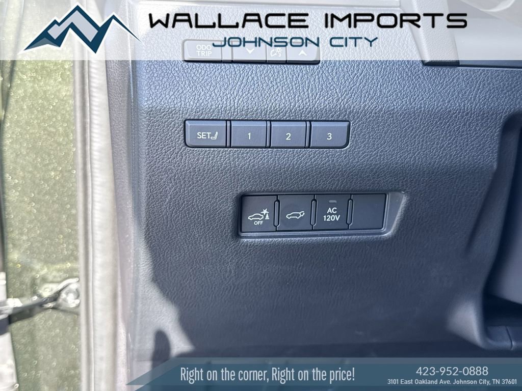 Used 2024 Lexus GX 550 AWD/4WD image 33
