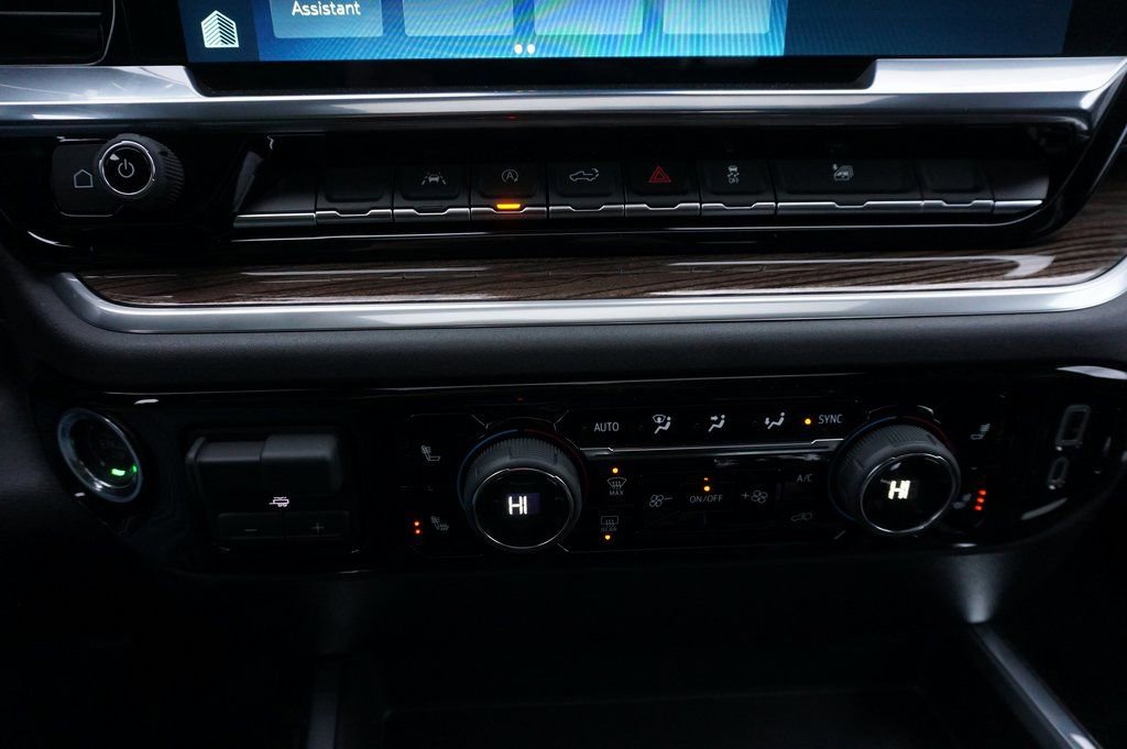 New 2026 Chevrolet Silverado 1500 RST w/ Dark Appearance Package image 15