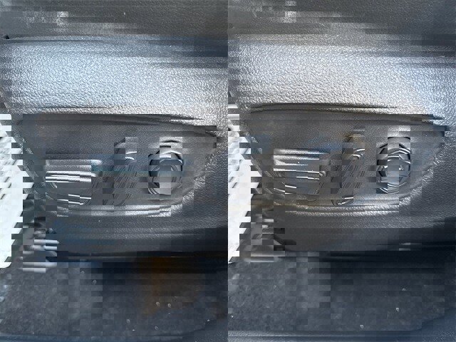 Used 2023 Toyota Highlander XLE image 25