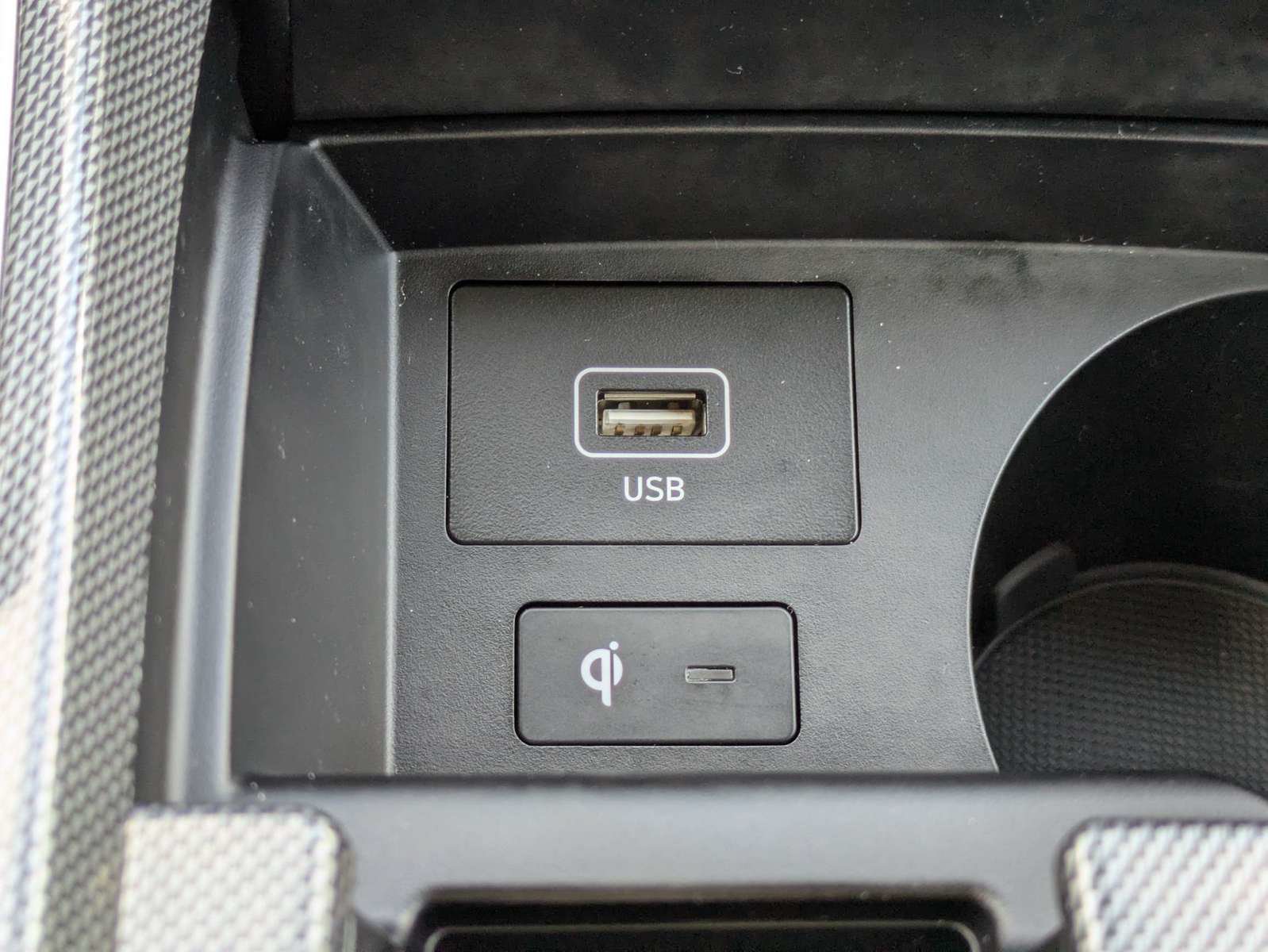 Used 2022 Hyundai Santa Fe XRT FWD image 26