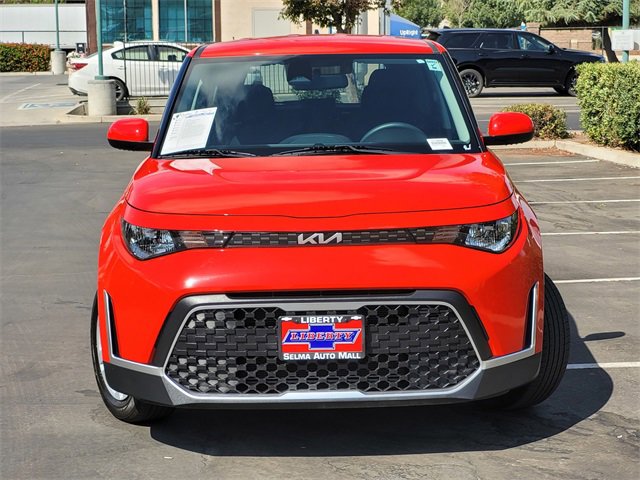 Used 2023 Kia Soul LX image 3