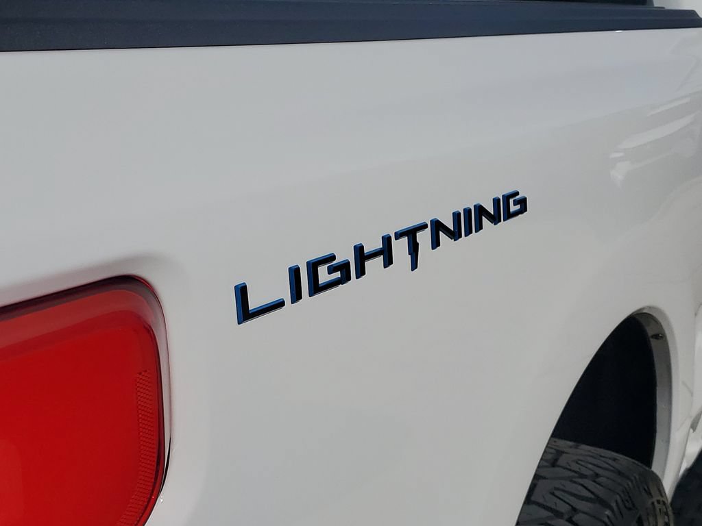 Used 2024 Ford F150 Lightning Flash AWD/4WD image 13