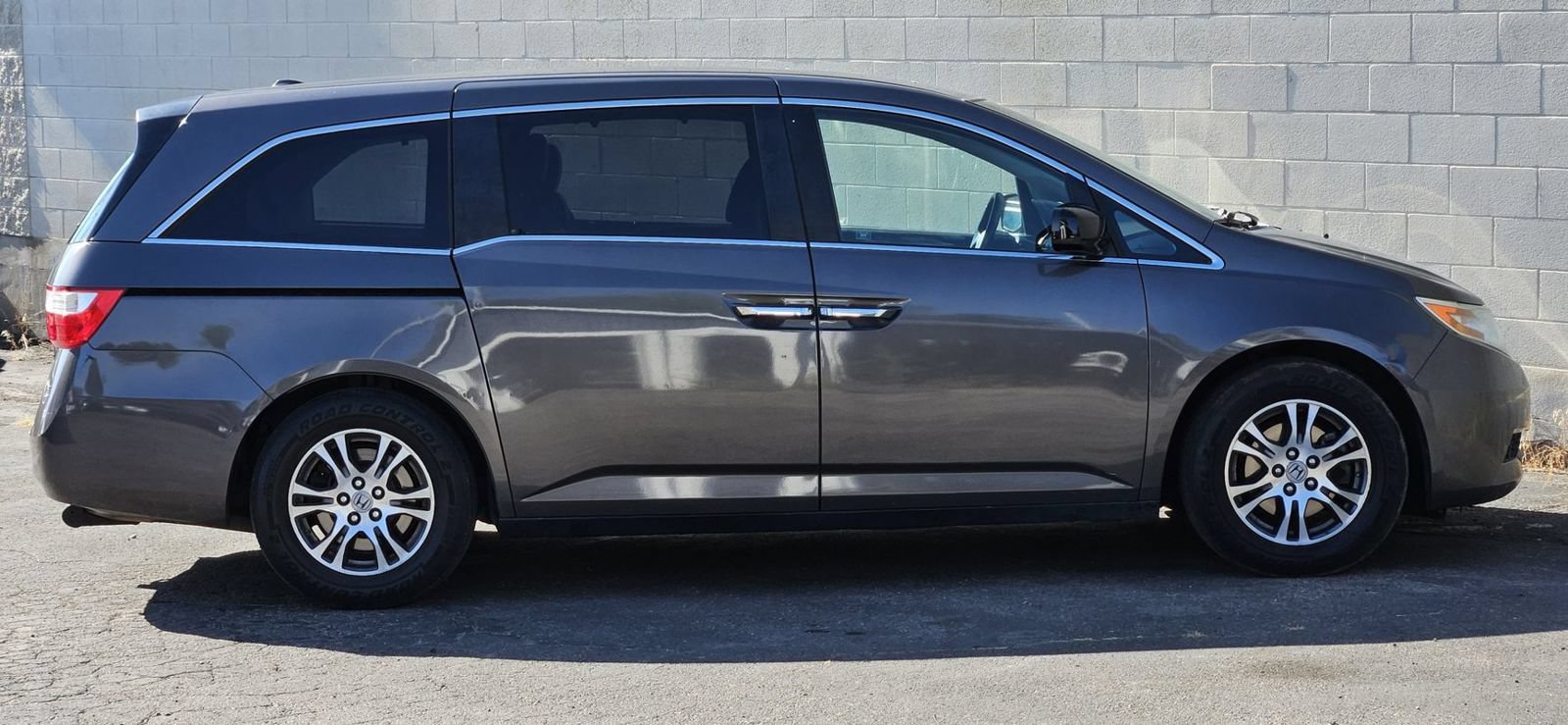 Used 2011 Honda Odyssey EX-L image 6
