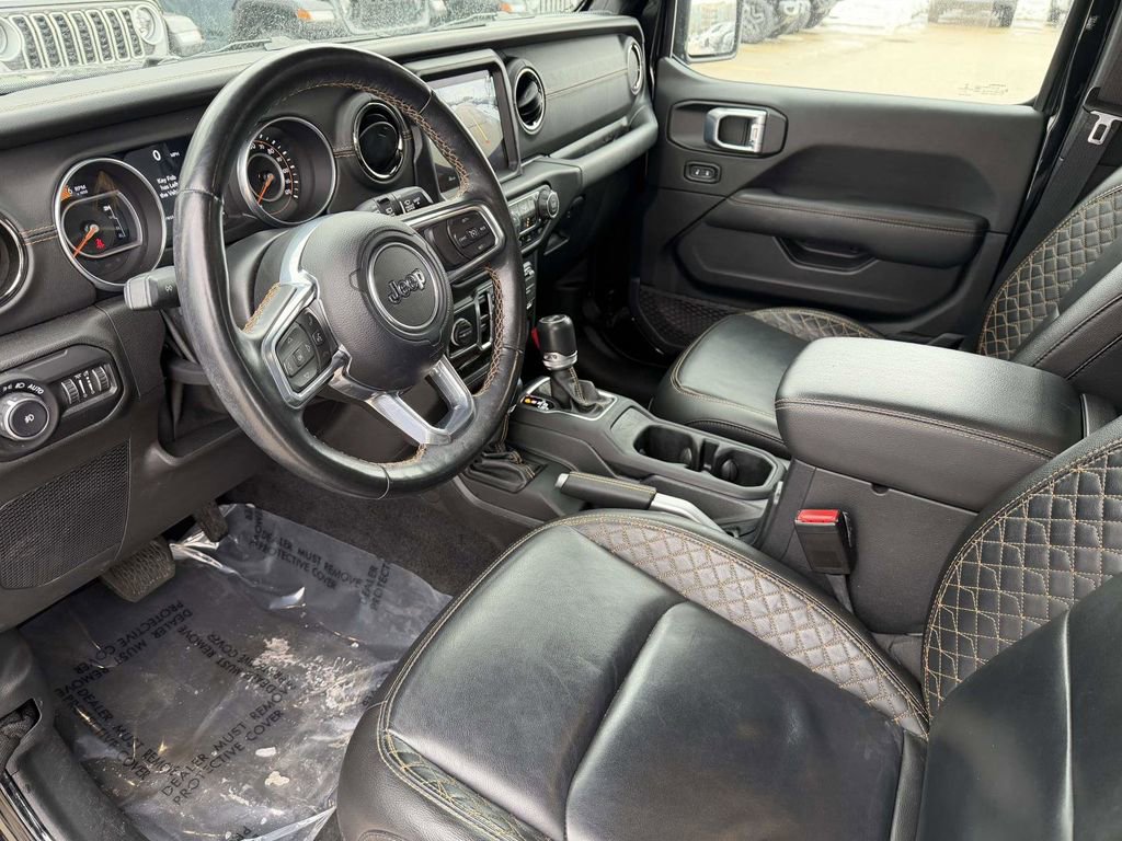 Used 2021 Jeep Wrangler Unlimited Sahara AWD/4WD image 21