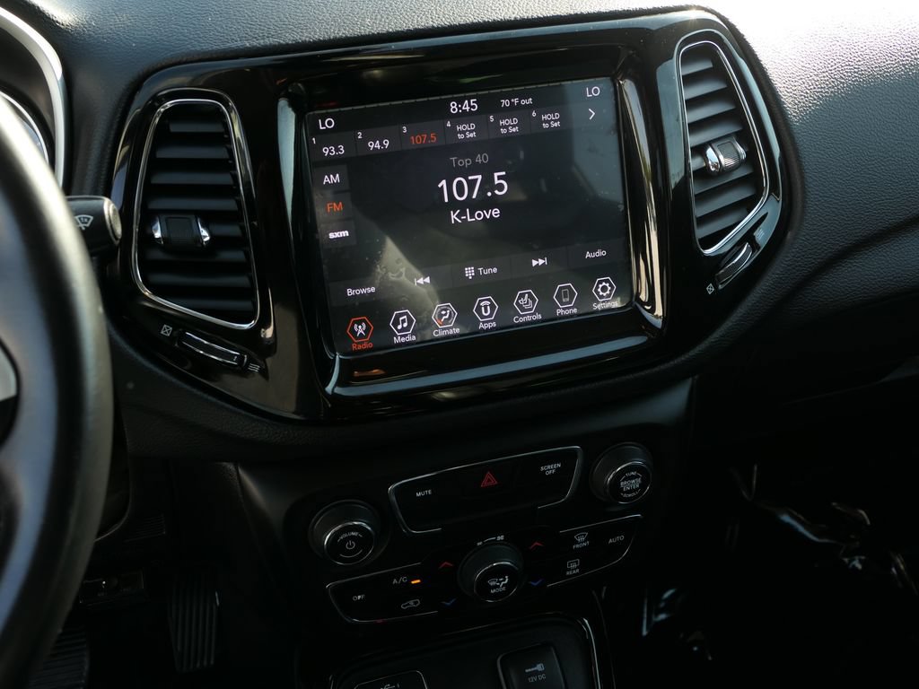 Used 2019 Jeep Compass Latitude FWD image 21