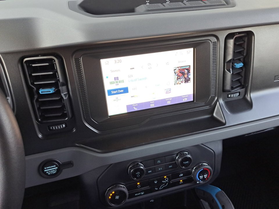 Used 2023 Ford Bronco Black Diamond image 28