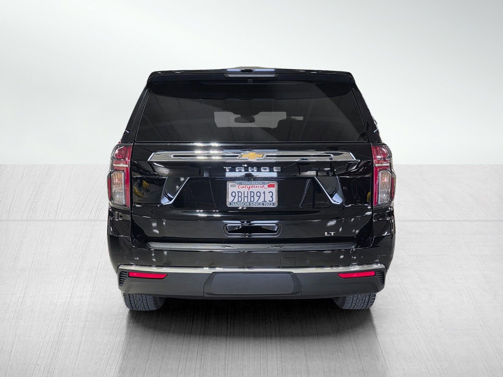 Used 2022 Chevrolet Tahoe LT w/ Luxury Package image 6