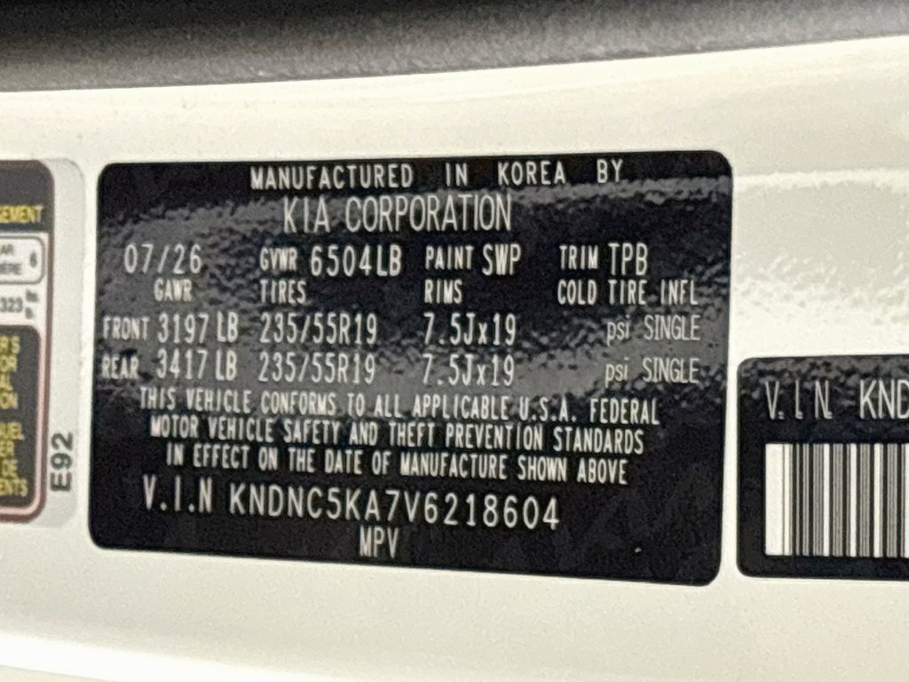 New 2027 Kia Carnival EX FWD image 24