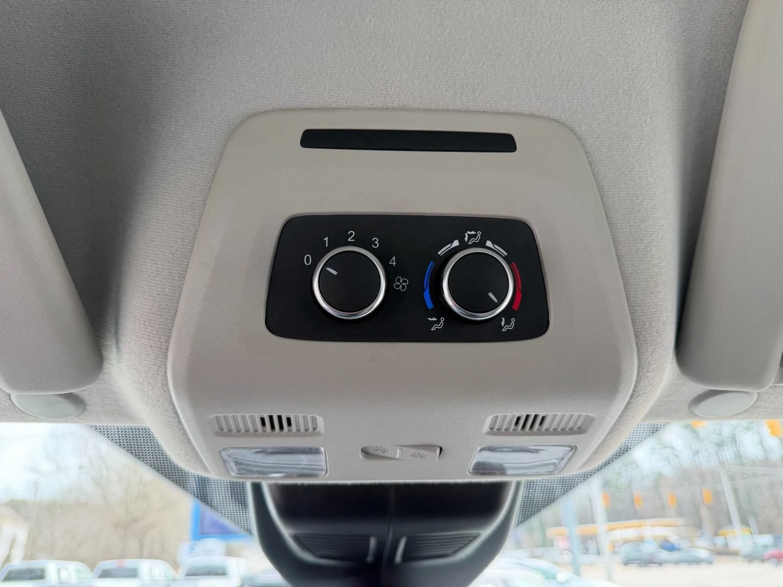 Used 2022 Ford Transit 350 XL RWD image 18