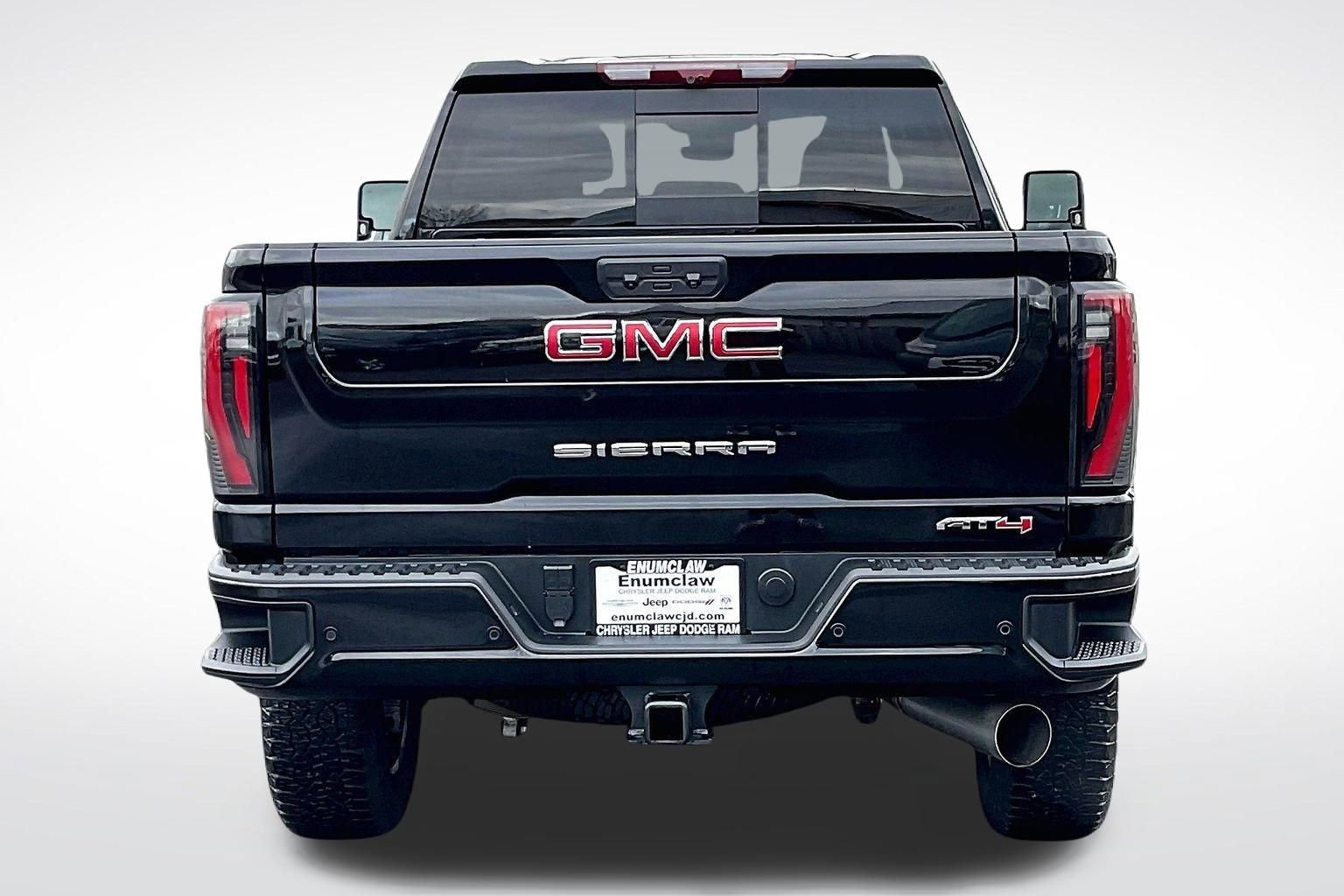 Used 2025 GMC Sierra 3500 AT4 w/ AT4 Premium Plus Package image 4