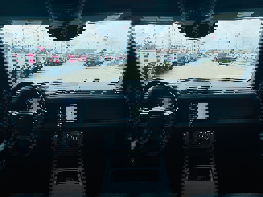 Used 2023 Land Rover Defender 110 S image 26