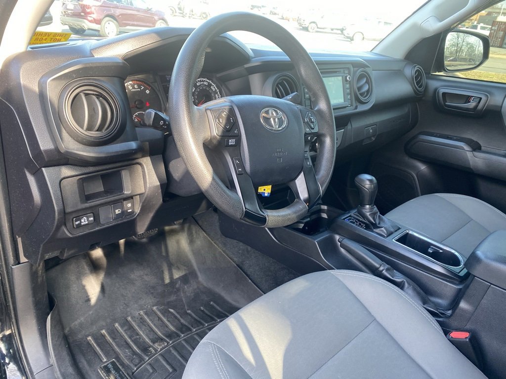 Used 2019 Toyota Tacoma SR5 image 12