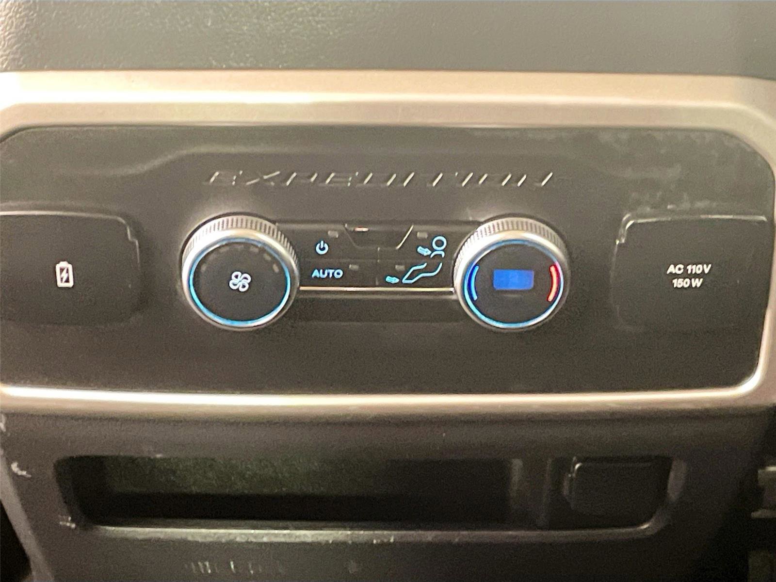 Used 2024 Ford Expedition XLT image 25