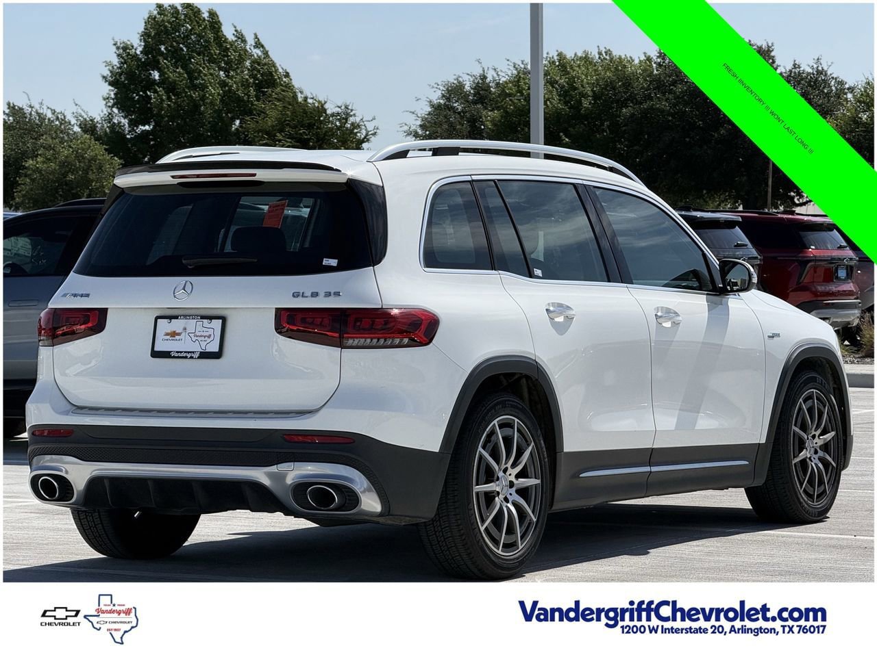 Used 2023 Mercedes-Benz GLB 35 AMG 4MATIC image 4