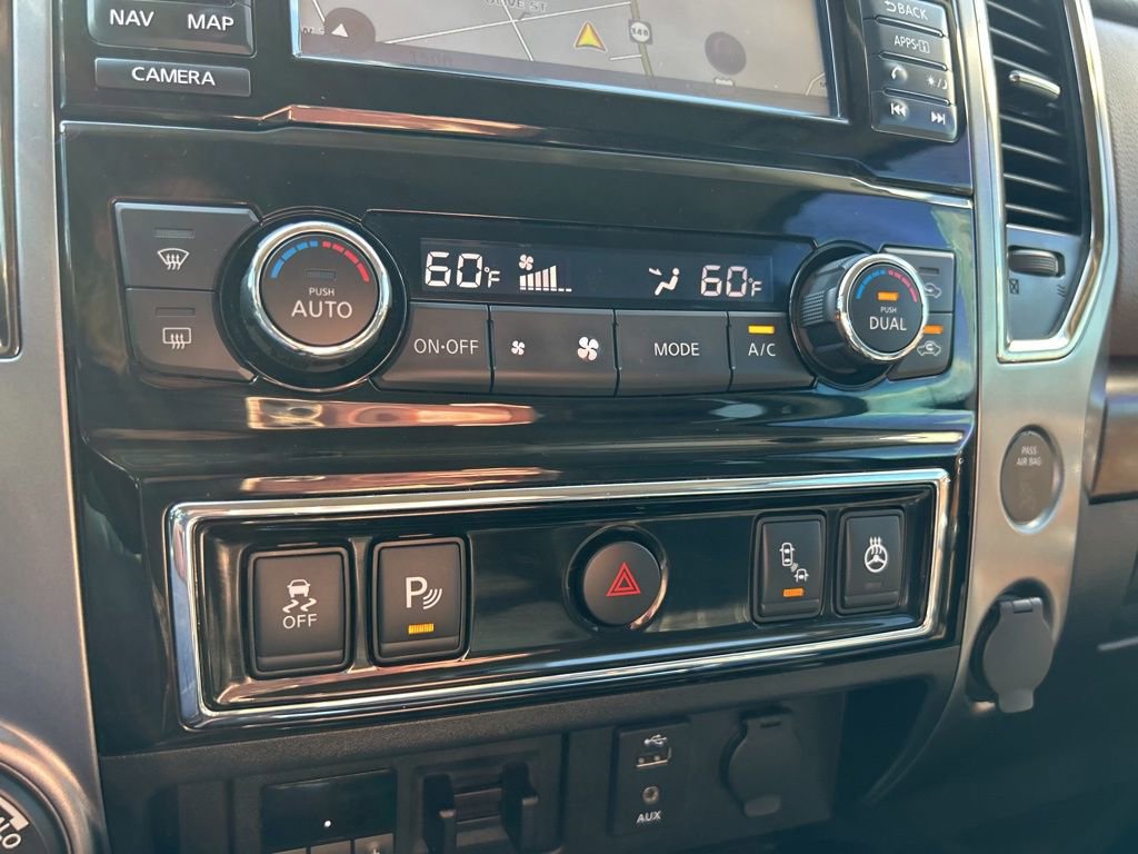 Used 2017 Nissan Titan Platinum Reserve image 26