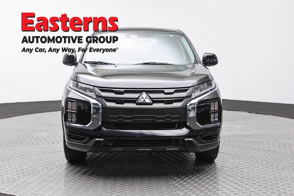 Used 2023 Mitsubishi Outlander Sport LE AWD/4WD image 2