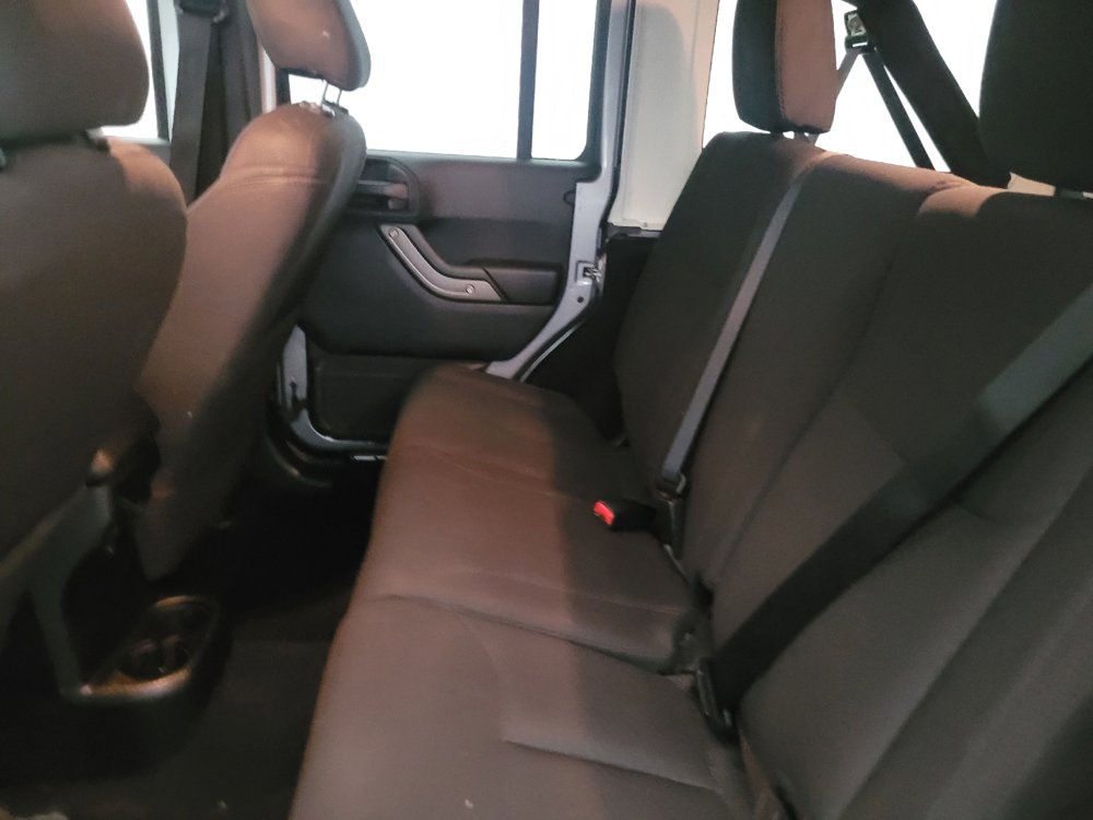 Used 2018 Jeep Wrangler Unlimited Sport S image 18