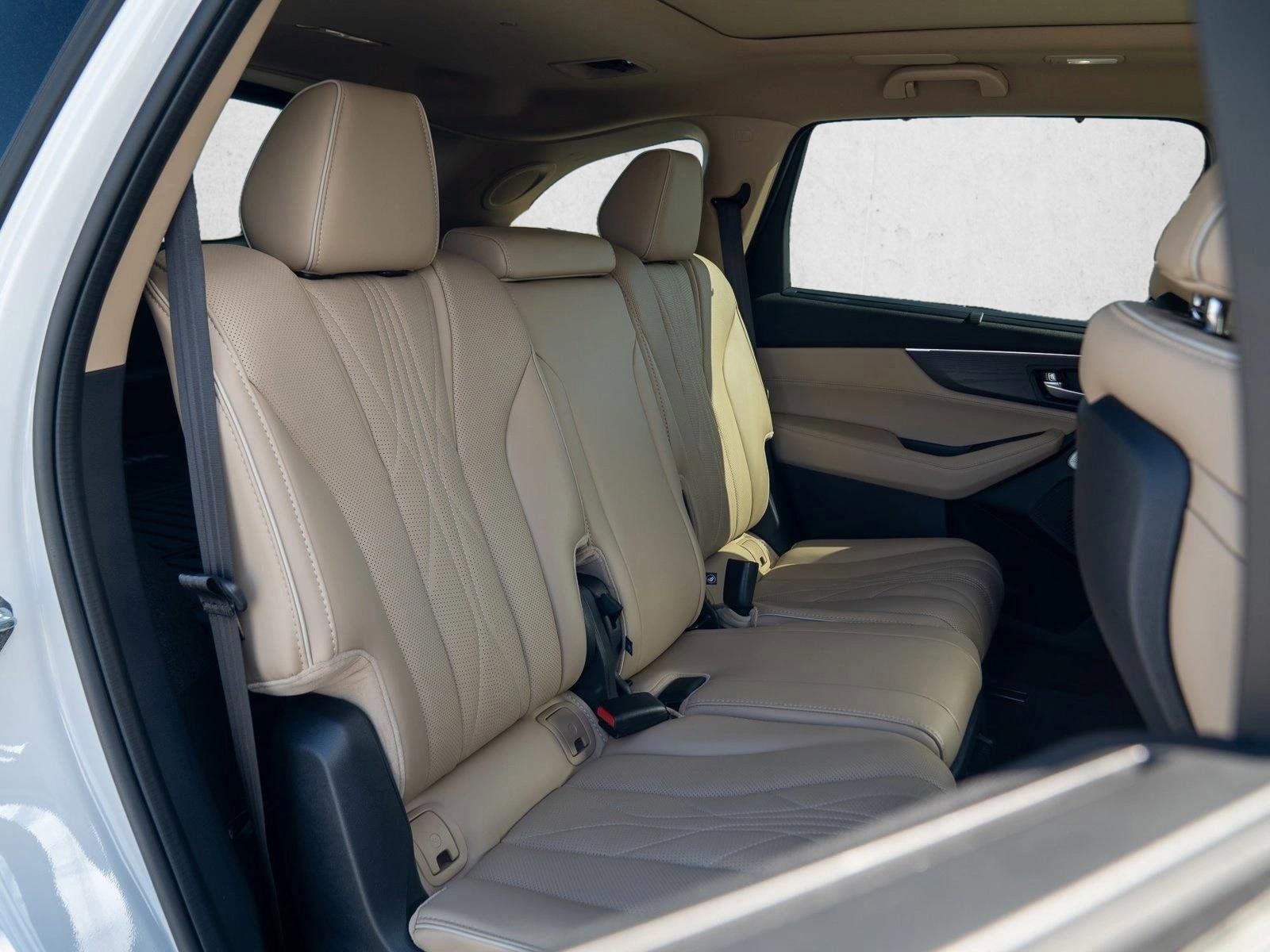Used 2025 Acura MDX SH-AWD w/ Advance Package image 27