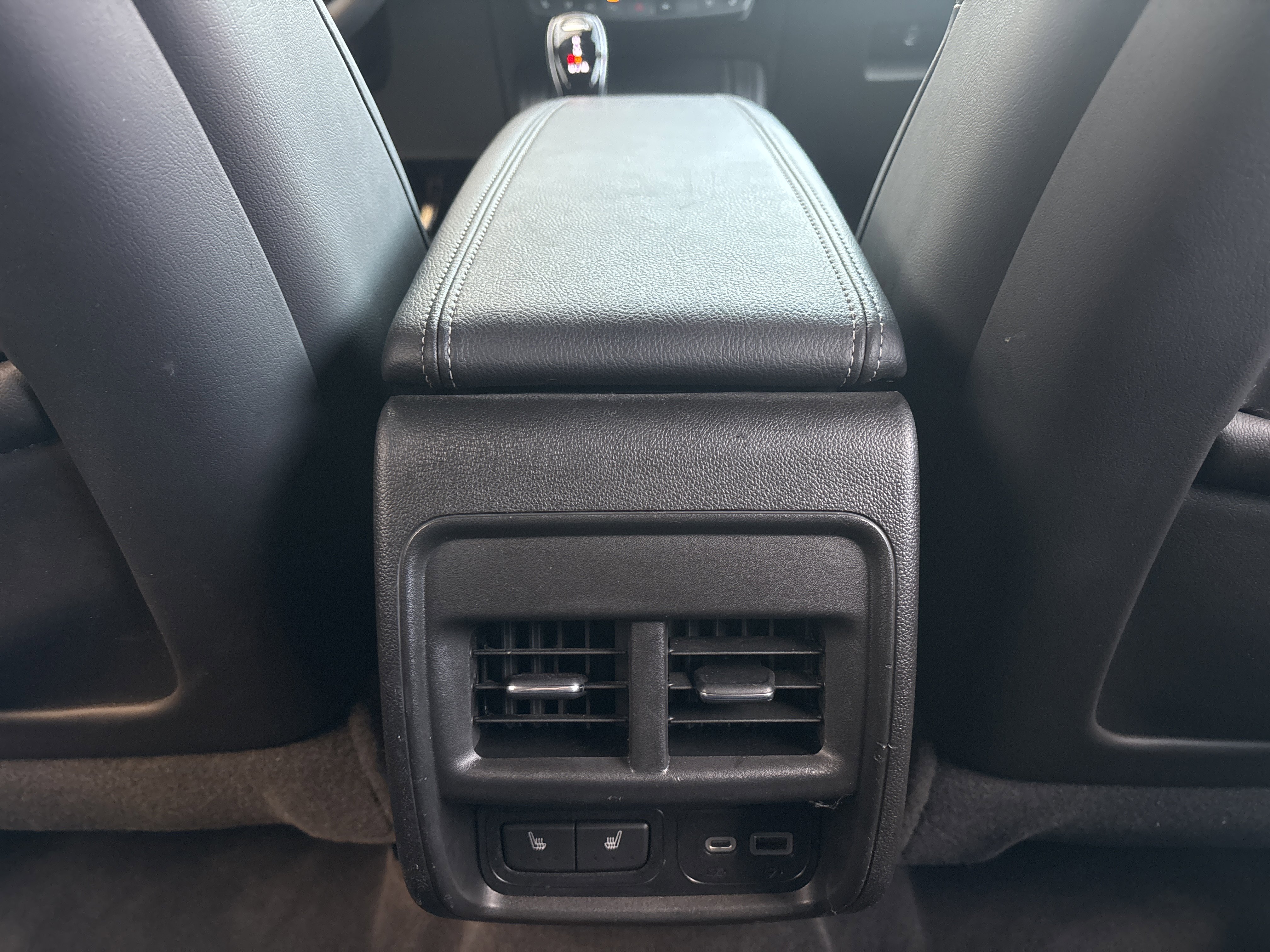 Used 2022 Cadillac XT4 Premium Luxury w/ Technology Package image 32