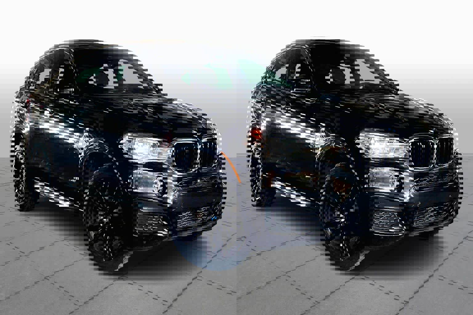 Used 2018 BMW X6 xDrive35i w/ M Sport Package image 2