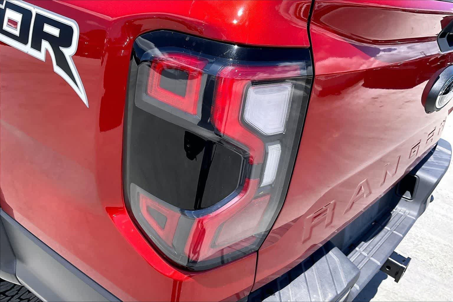 Used 2024 Ford Ranger Raptor AWD/4WD image 32