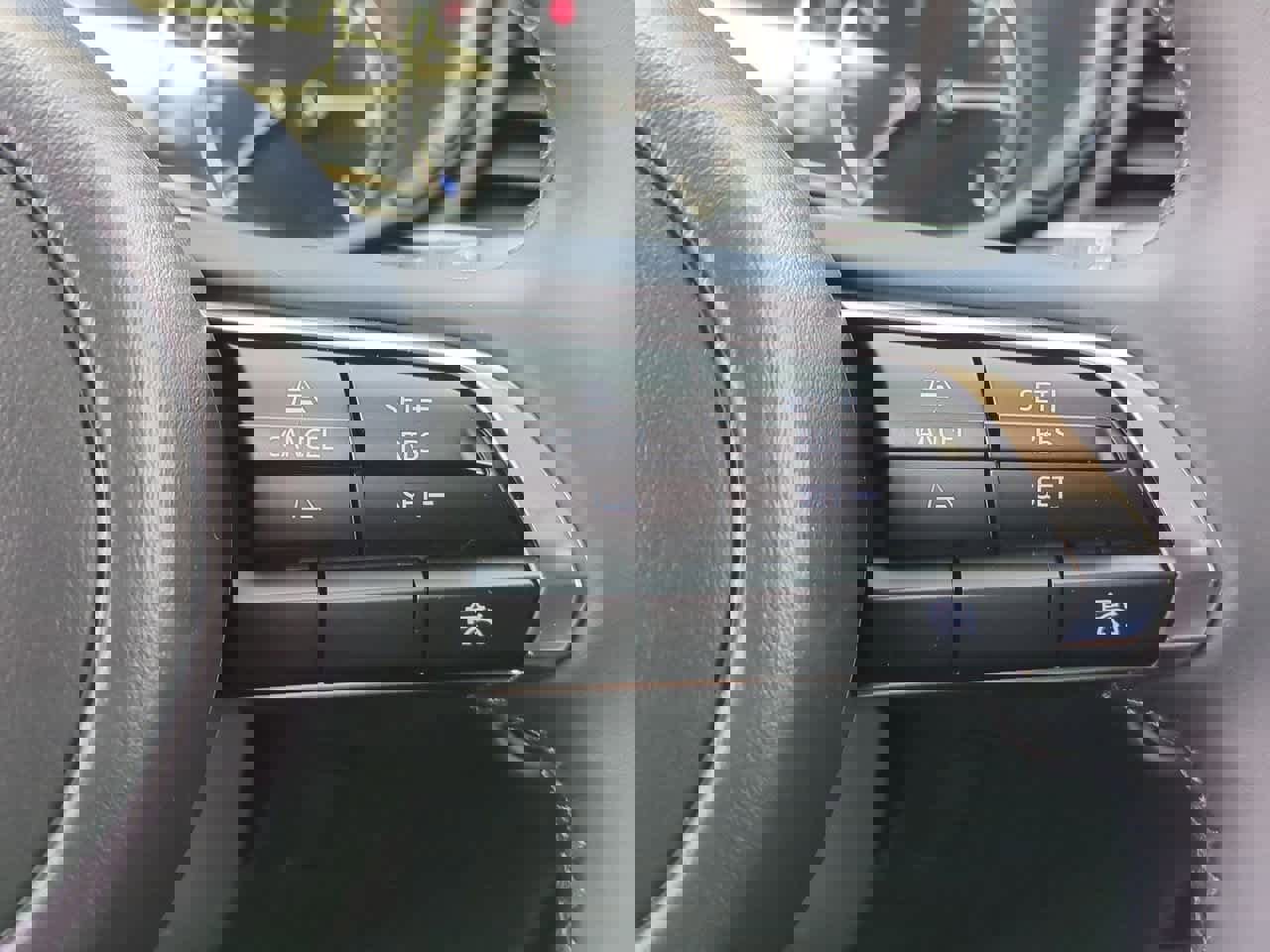 New 2025 MAZDA CX-30 AWD 2.5 S w/ Select Sport Pkg image 22