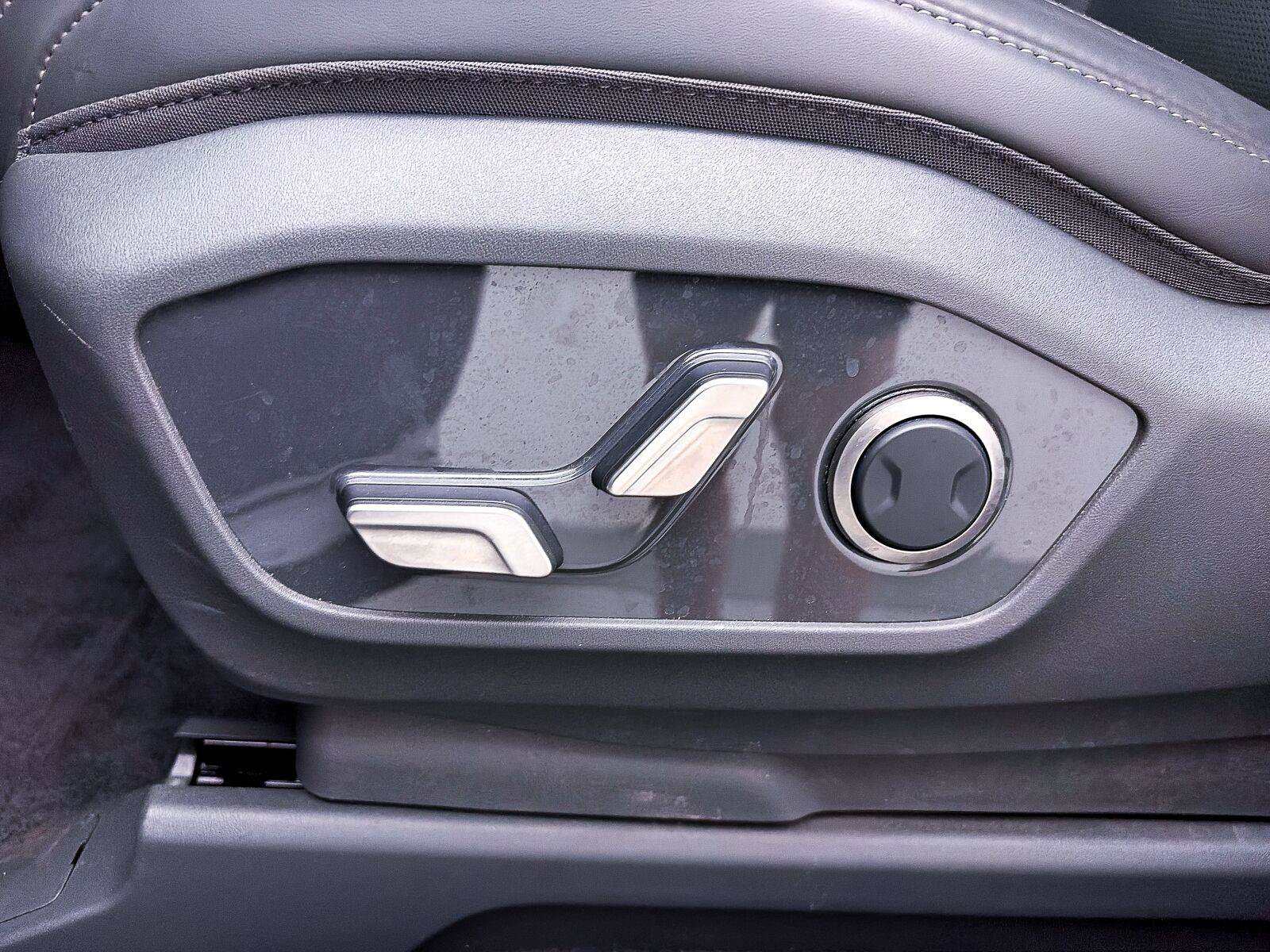 Used 2024 Kia EV9 Light Long Range RWD image 21