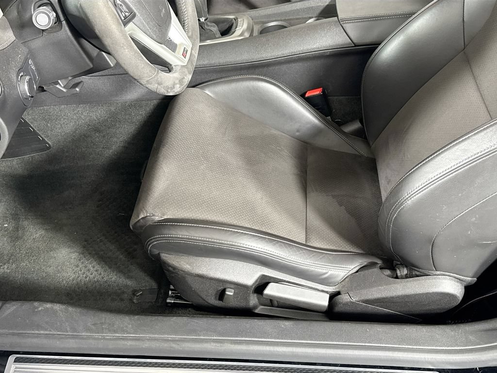 Used 2015 Chevrolet Camaro Z/28 RWD image 19