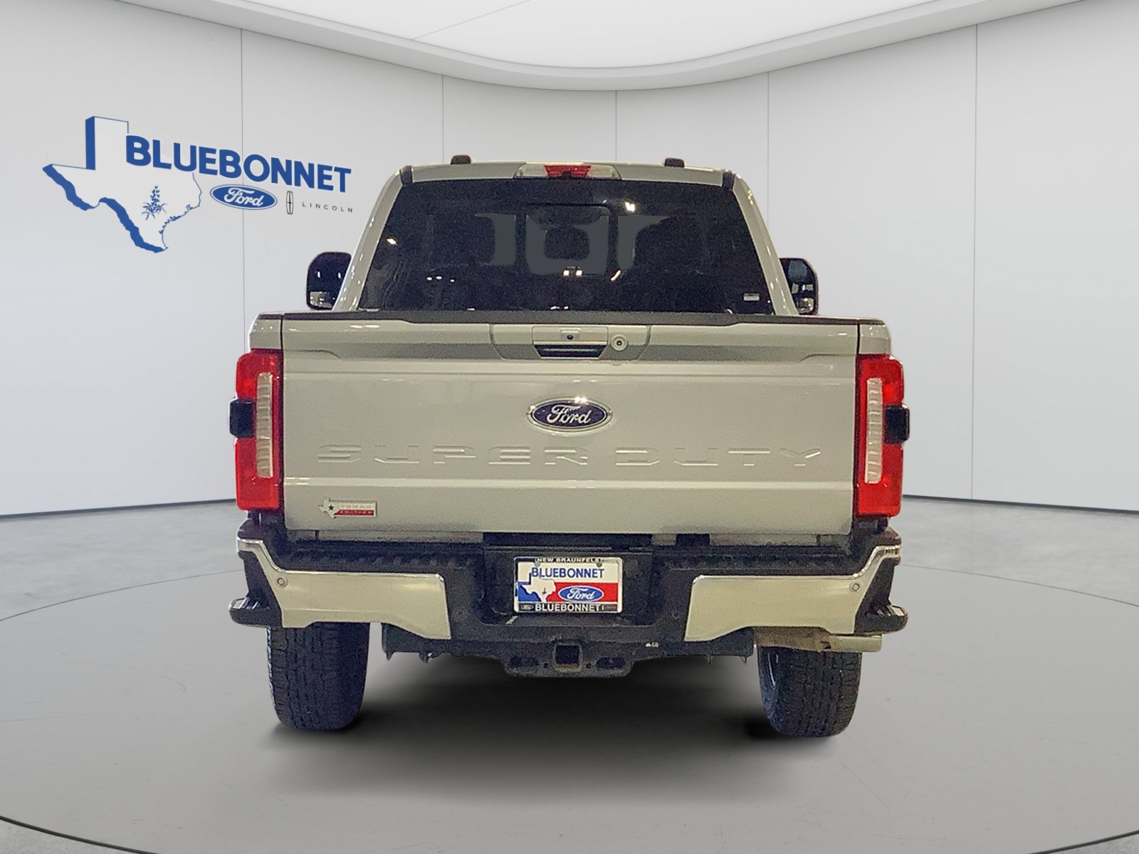 Used 2023 Ford F350 Lariat w/ Lariat Ultimate Package AWD/4WD image 6