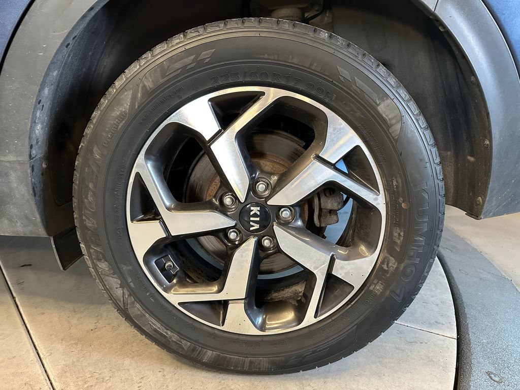 Used 2020 Kia Sportage LX AWD/4WD image 25