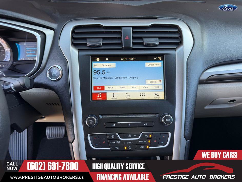 Used 2018 Ford Fusion Energi SE FWD image 30