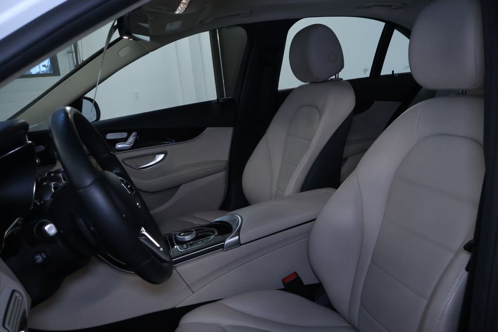 Used 2021 Mercedes-Benz C 300 4MATIC Sedan w/ Premium Package image 15