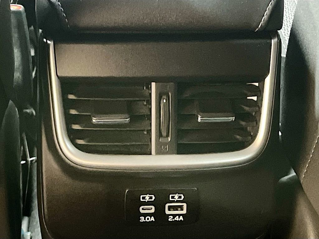 Used 2025 Subaru Outback Premium image 24