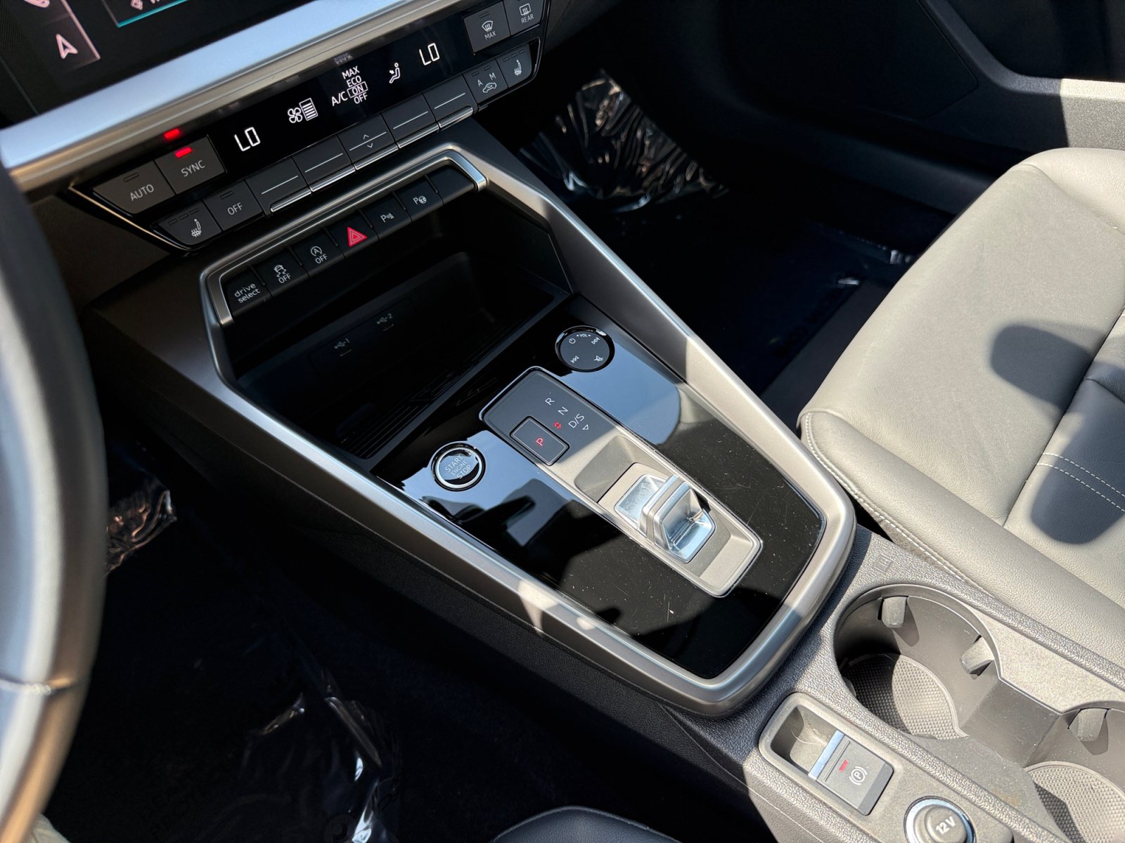 Used 2024 Audi A3 2.0T Premium Plus w/ Premium Plus Package FWD image 13