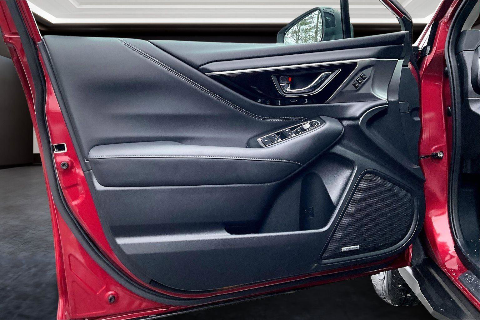 Used 2023 Subaru Outback Touring XT image 18