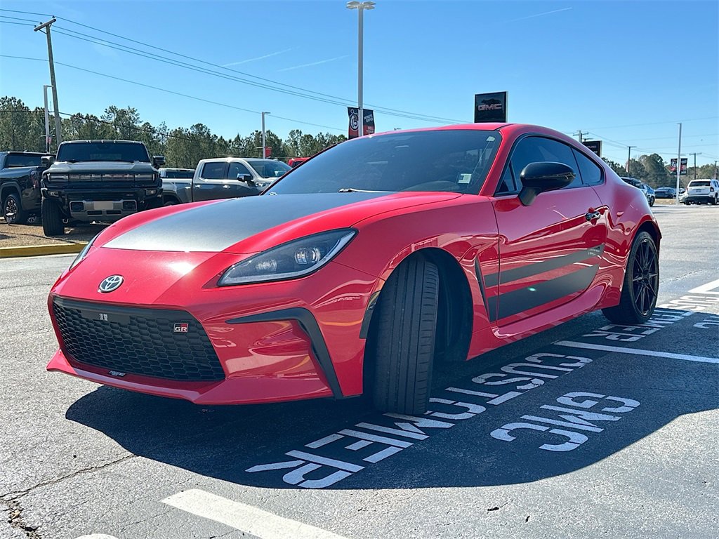 Used 2024 Toyota GR86 TRUENO Edition image 2