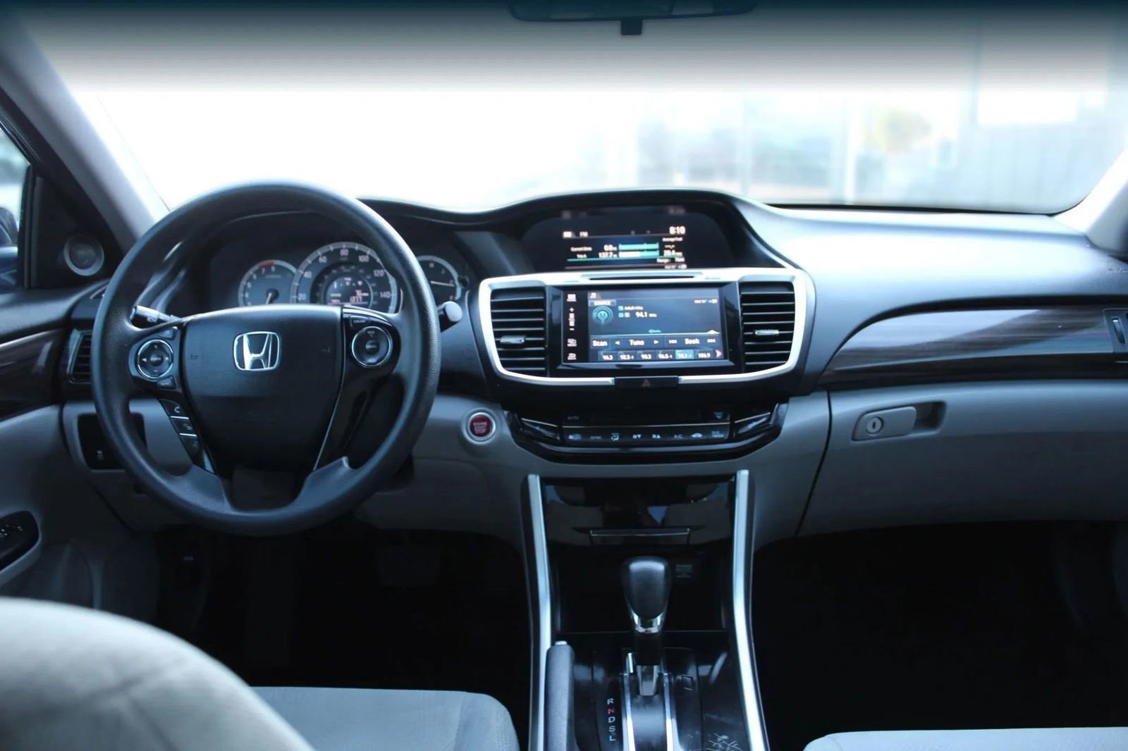 Used 2016 Honda Accord EX image 13