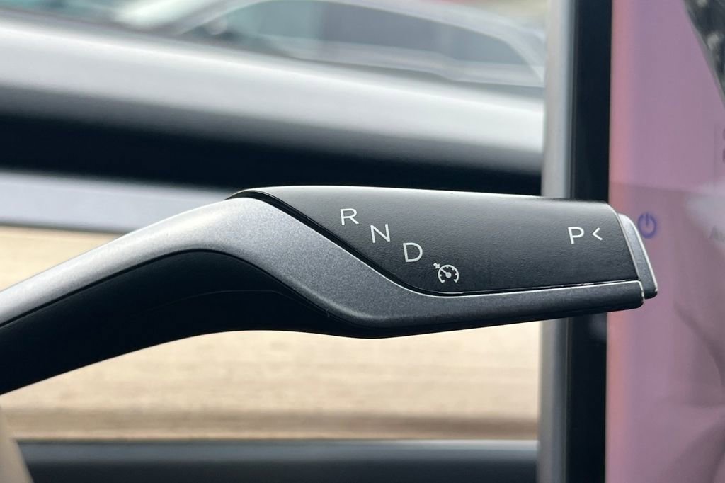 Used 2018 Tesla Model 3 Long Range RWD image 20