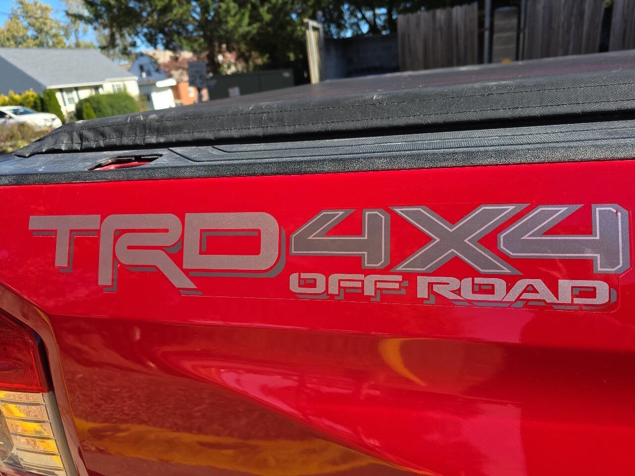 Used 2015 Toyota Tundra SR5 w/ TRD Off Road Package image 6