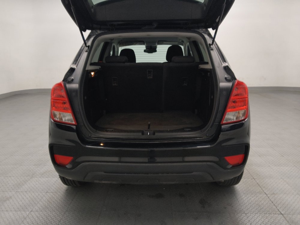 Used 2020 Chevrolet Trax LS w/ Tint and Cruise Package FWD image 29