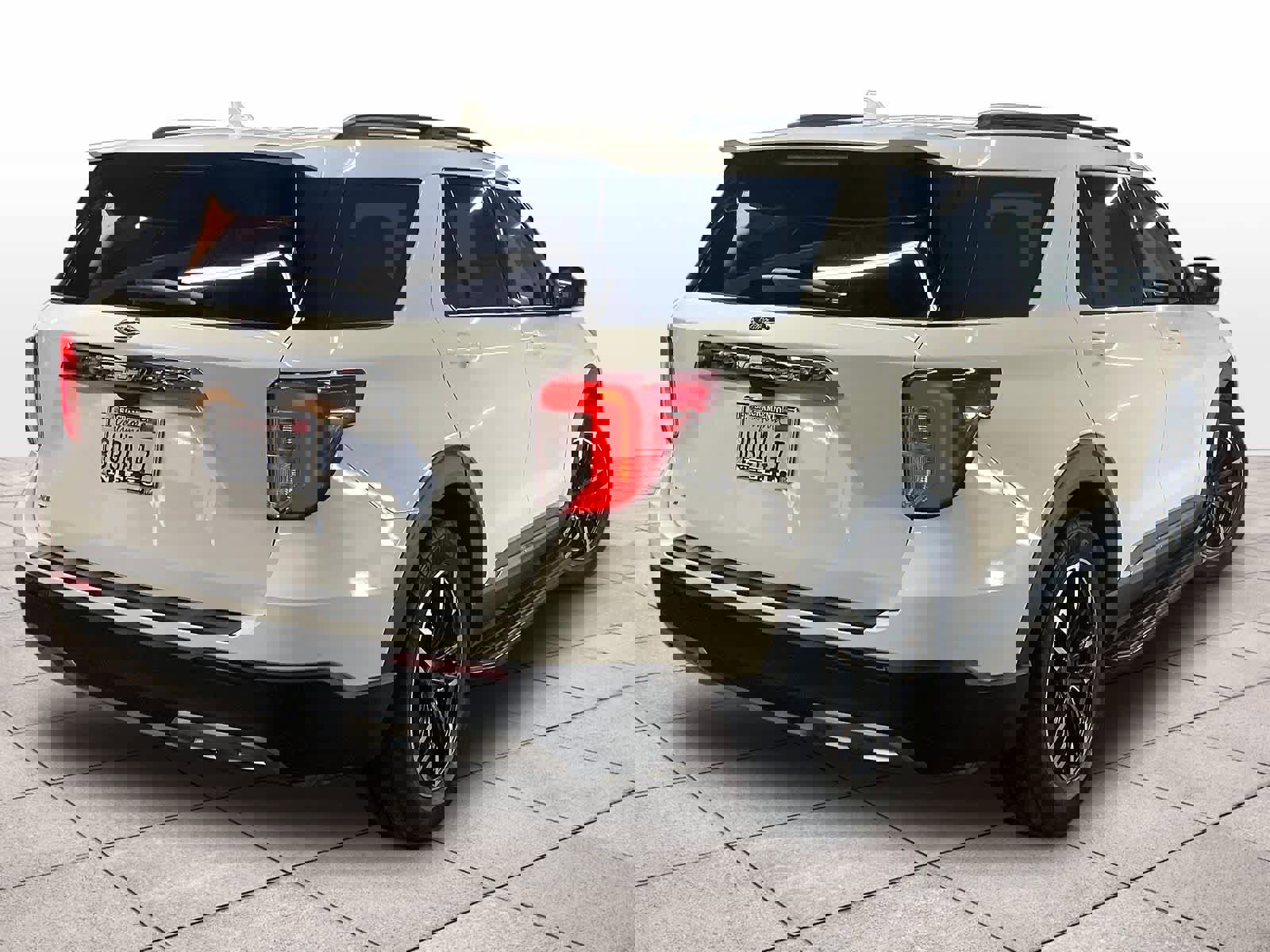 Used 2020 Ford Explorer XLT w/ Equipment Group 202A image 14