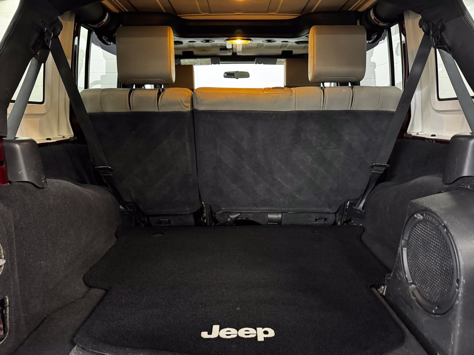 Used 2008 Jeep Wrangler Unlimited Sahara w/ Trailer Tow Group AWD/4WD image 27