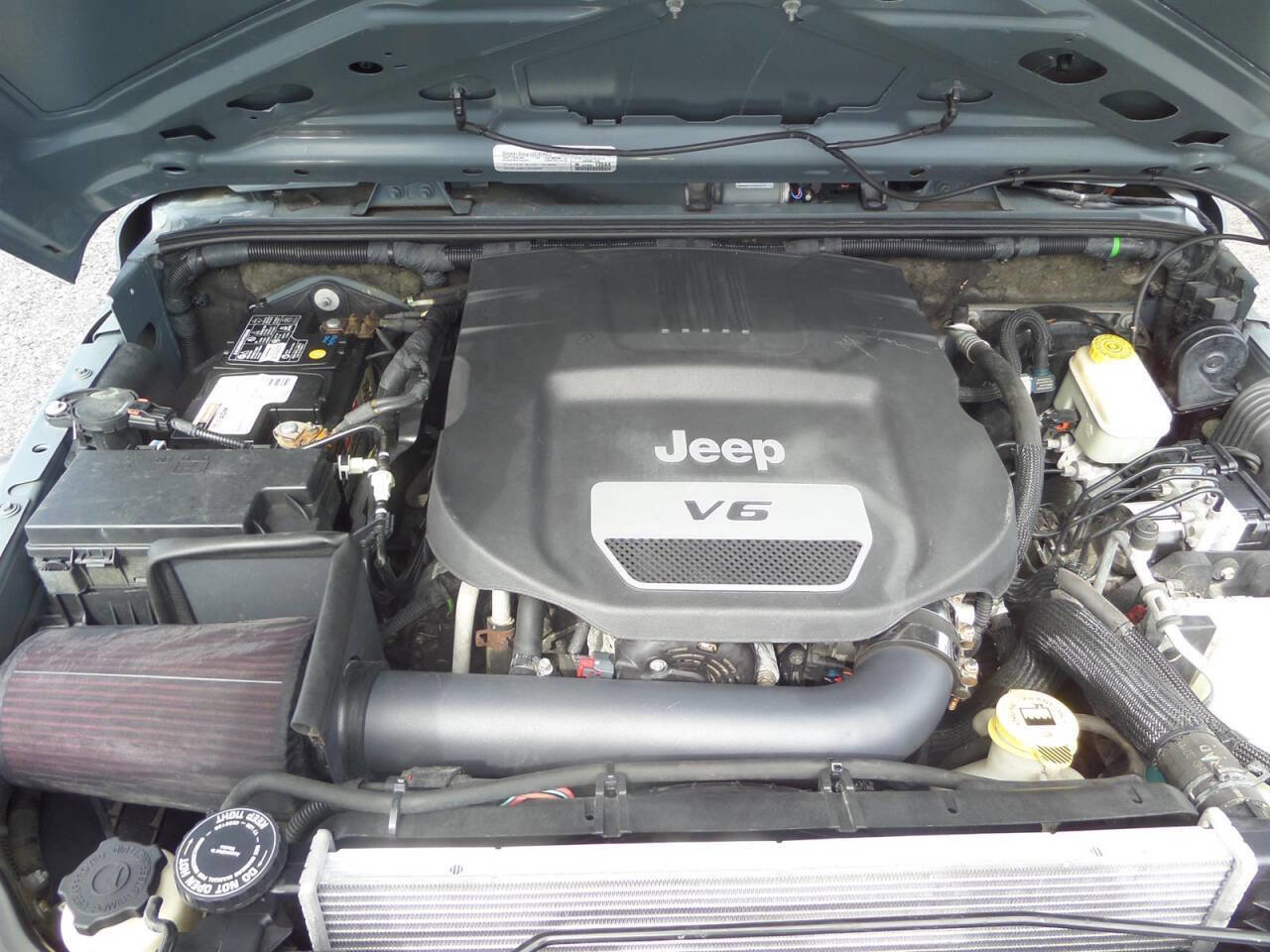 Used 2015 Jeep Wrangler Unlimited Sport AWD/4WD image 10